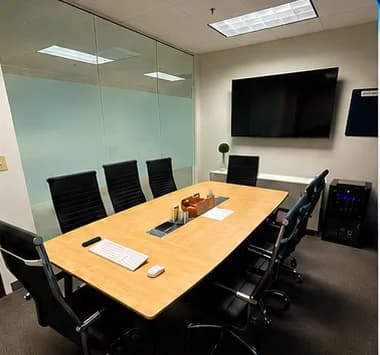 Sala de reunião executiva no escritório da Sofe Capital em Atlanta
